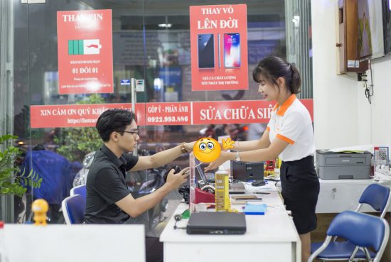 Nhân viên FASTCARE luôn thân thiện và chu đáo với mọi khách hàng