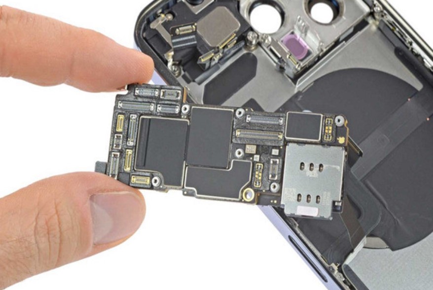 thay-ic-nguon-iphone-tai-da-nang-3