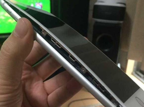 iphone-bi-phong-pin-co-no-khong-4