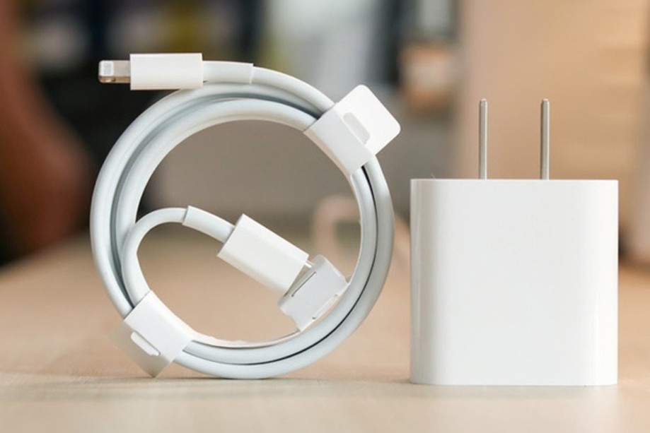 sac-iphone-co-dung-chung-duoc-khong-3